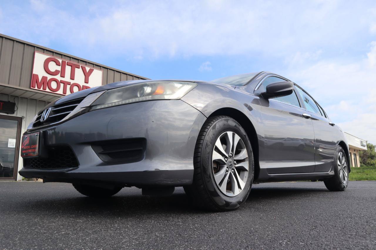 Used 2013 Honda Accord LX image 16