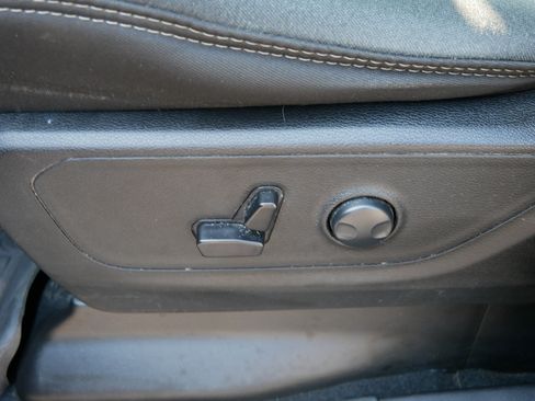 Used 2025 RAM 1500 Big Horn AWD/4WD image 23