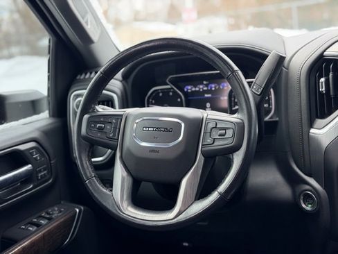 Used 2020 GMC Sierra 2500 Denali w/ Denali Ultimate Package image 25