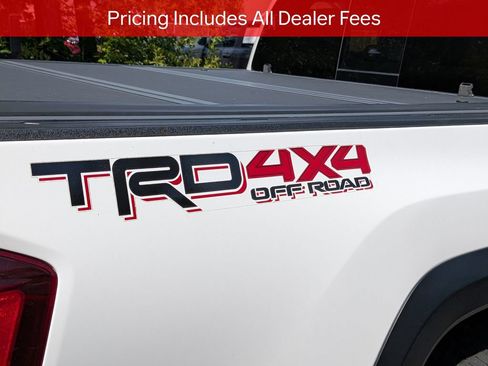 Used 2019 Toyota Tacoma TRD Off-Road AWD/4WD image 8