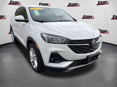 Used 2023 Buick Encore GX Preferred w/ Cold Weather Comfort Package FWD image 3