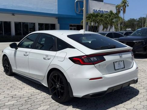 Used 2024 Honda Civic Sport image 9