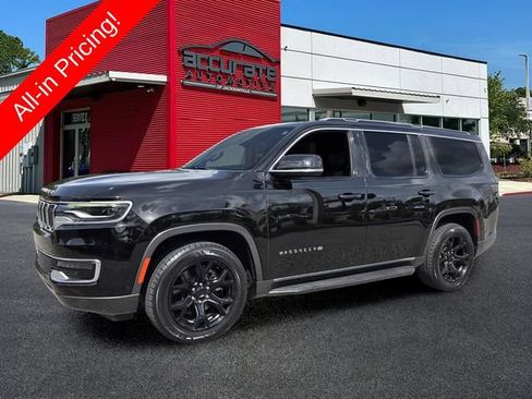 Used 2022 Jeep Wagoneer Series II RWD image 1