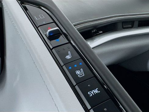Used 2023 Chevrolet Corvette Stingray Premium Conv w/ 3LT image 15