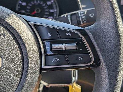 Used 2024 Kia Forte LXS FWD image 18