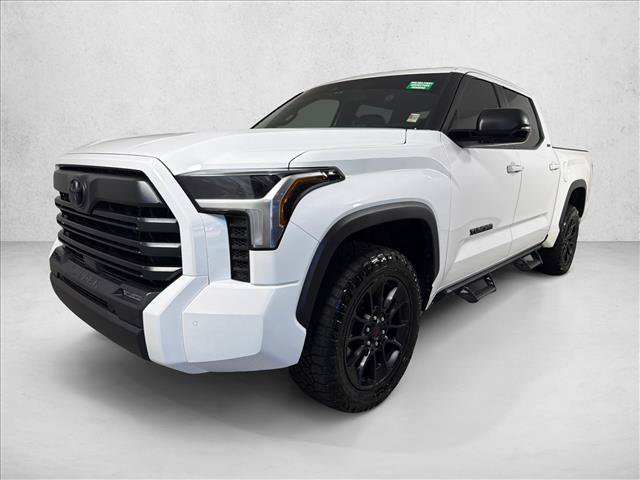 Used 2025 Toyota Tundra SR5 w/ SR5 Premium Package AWD/4WD image 7