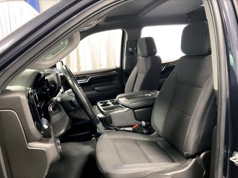 Used 2023 Chevrolet Silverado 1500 LT AWD/4WD image 10