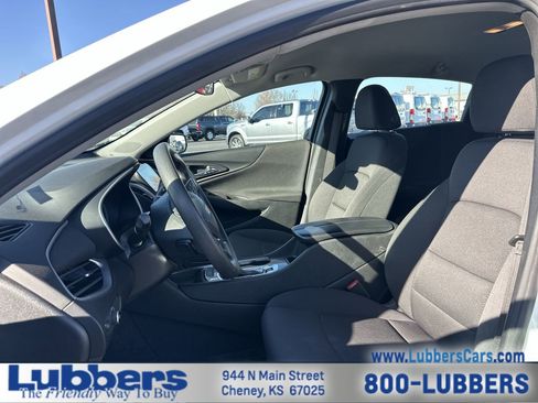 Used 2023 Chevrolet Malibu LT image 11