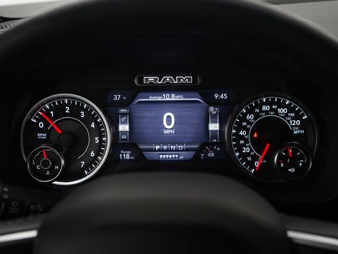 Used 2019 RAM 1500 Big Horn image 25