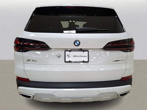 Used 2026 BMW X5 xDrive40i w/ Premium Package image 5