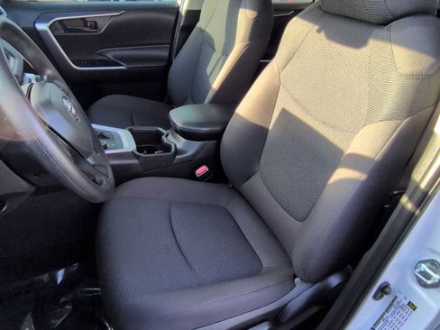 Used 2024 Toyota RAV4 LE image 16