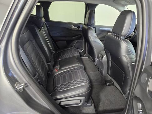 Used 2024 Ford Escape SE w/ PHEV Premium Package image 13