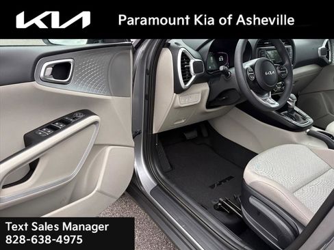 New 2025 Kia Soul LX image 14