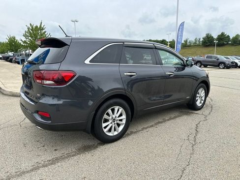 Used 2019 Kia Sorento AWD image 3
