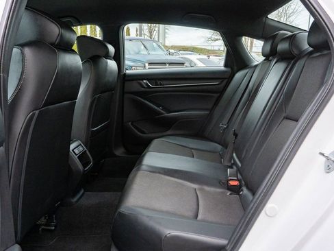 Certified 2022 Honda Accord Sport image 9