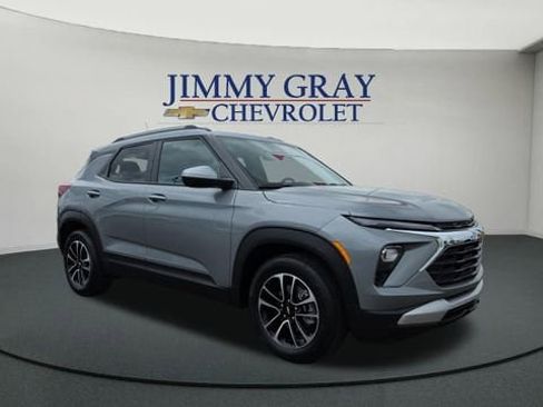 New 2026 Chevrolet TrailBlazer LT w/ Convenience Package FWD image 7