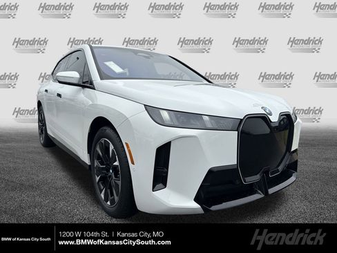 New 2026 BMW iX xDrive45 image 1