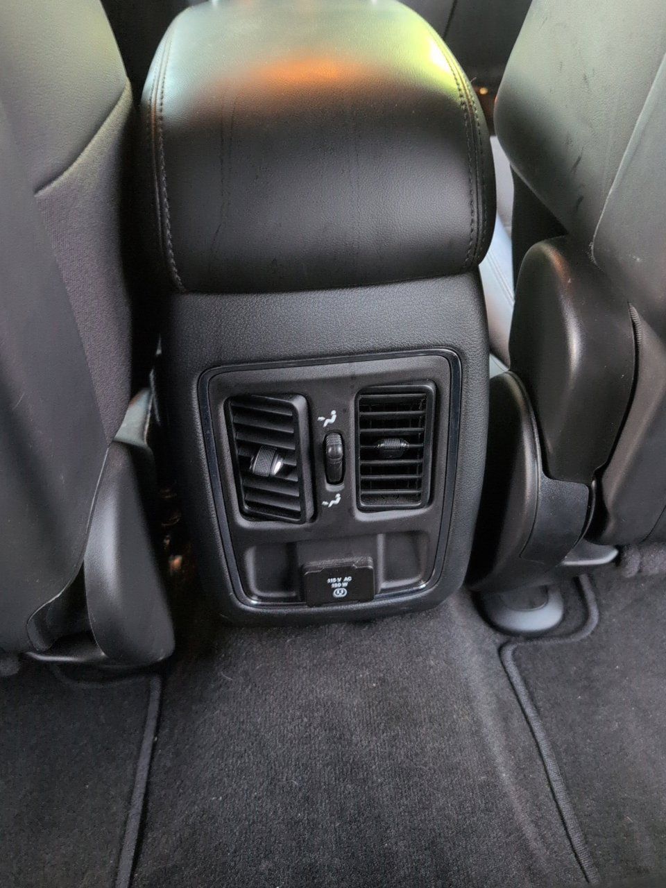 Used 2022 Jeep Grand Cherokee Laredo X AWD/4WD image 24
