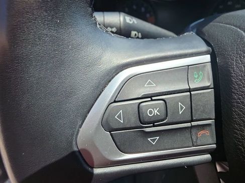 Used 2022 Jeep Compass Latitude AWD/4WD image 17