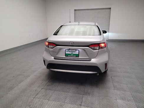 Used 2022 Toyota Corolla LE w/ Carpet Mat Package (TMS) FWD image 7