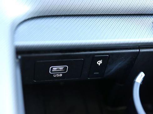 Used 2024 Hyundai Palisade SEL image 40