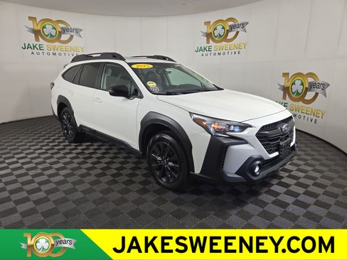 Used 2025 Subaru Outback Onyx Edition AWD/4WD image 1