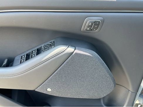 New 2025 Ford Mustang Mach-E Premium image 37