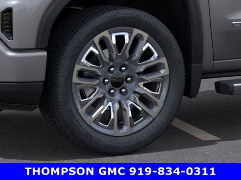 New 2025 GMC Sierra 1500 Denali Ultimate image 9