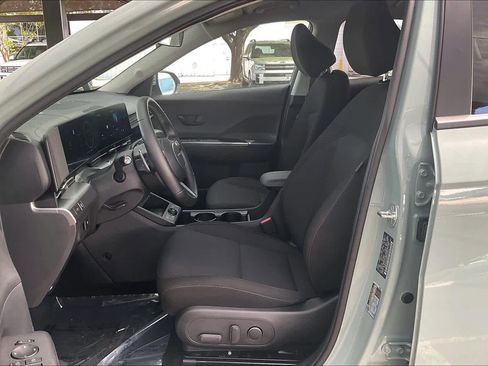 Certified 2024 Hyundai Kona SEL image 7