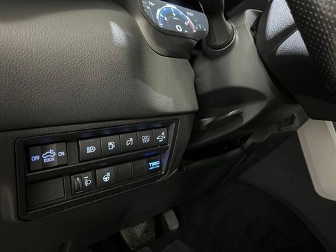 Used 2023 Toyota Tundra Limited AWD/4WD image 15