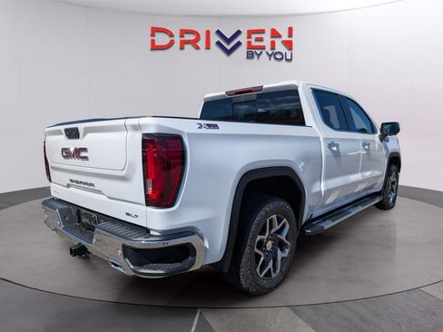 New 2026 GMC Sierra 1500 SLT w/ SLT Premium Plus Package AWD/4WD image 6