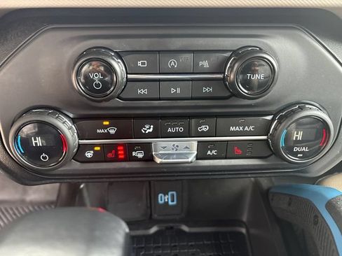 Certified 2024 Ford Bronco Wildtrak AWD/4WD image 27