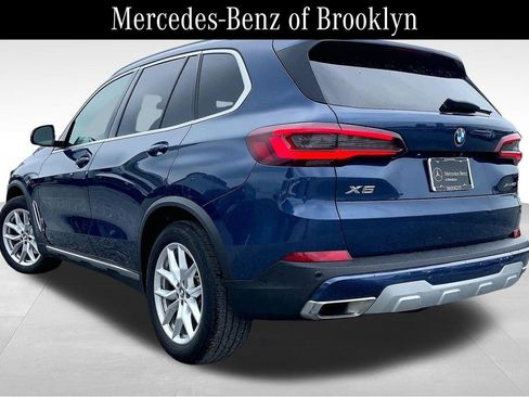 Used 2023 BMW X5 xDrive40i w/ Premium Package AWD/4WD image 3