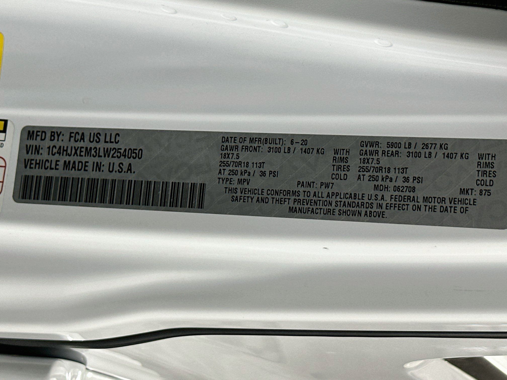 Used 2020 Jeep Wrangler Unlimited Sahara AWD/4WD image 12