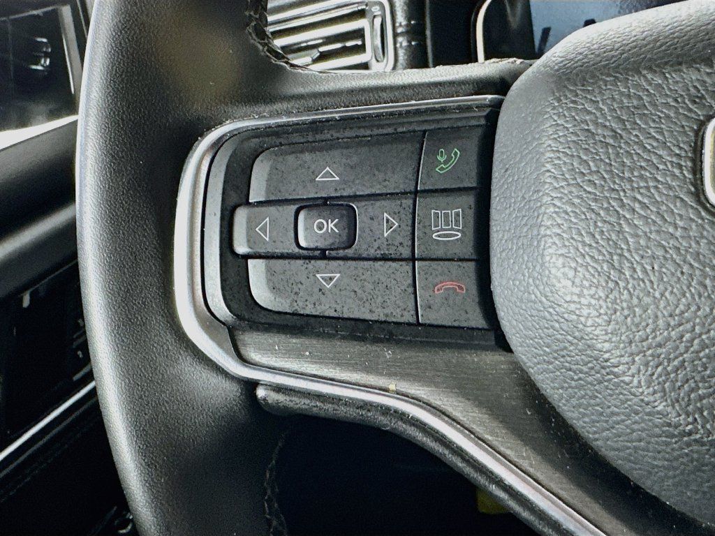 Used 2023 Jeep Wagoneer Series II w/ Convenience Group I AWD/4WD image 25