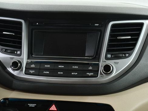 Used 2017 Hyundai Tucson SE image 9