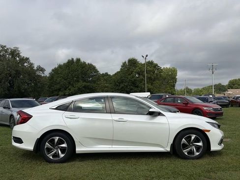 Used 2019 Honda Civic LX image 4