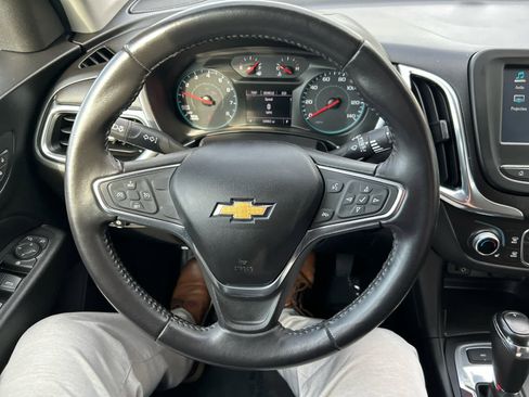 Used 2018 Chevrolet Equinox LT image 16