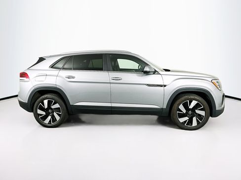 Used 2024 Volkswagen Atlas Cross Sport SE AWD/4WD image 10