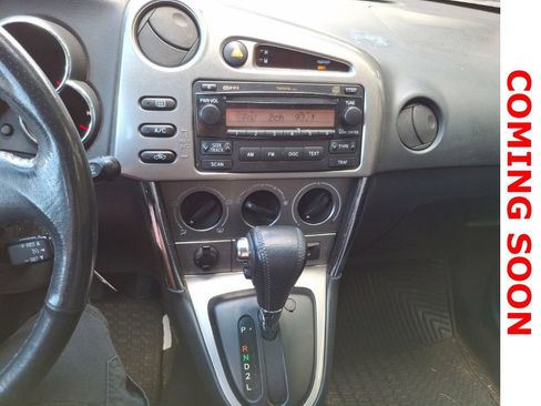 Used 2005 Toyota Matrix XR FWD image 12