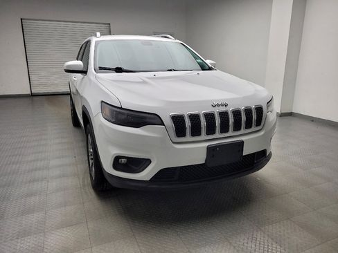 Used 2019 Jeep Cherokee Latitude Plus AWD/4WD image 14