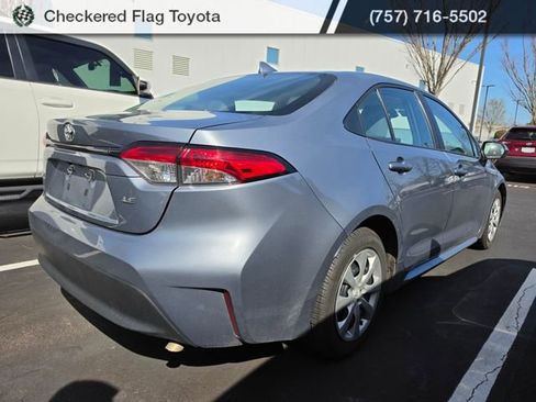 Used 2023 Toyota Corolla LE image 6