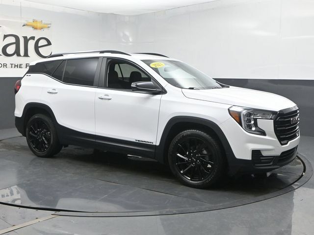 Used 2023 GMC Terrain SLE w/ Driver Convenience Package FWD image 6