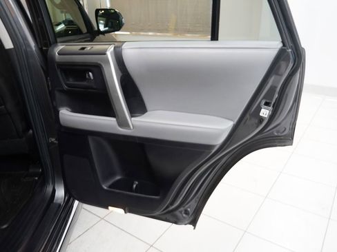 Used 2013 Toyota 4Runner SR5 w/ Premium Pkg image 26