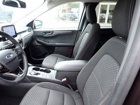 Certified 2023 Ford Escape Active image 11