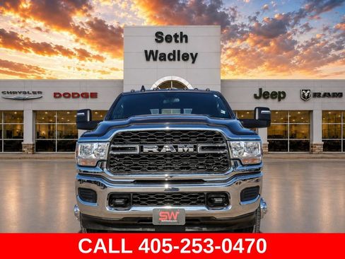Used 2024 RAM 3500 Tradesman w/ Chrome Appearance Group AWD/4WD image 2
