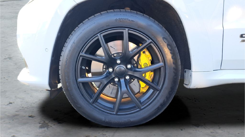 Used 2018 Jeep Grand Cherokee Trackhawk AWD/4WD image 28