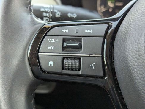 Certified 2024 Honda HR-V EX-L image 31