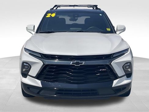 Used 2024 Chevrolet Blazer RS w/ Driver Confidence II Package FWD image 9
