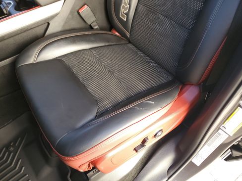 Used 2019 RAM 1500 Rebel image 20